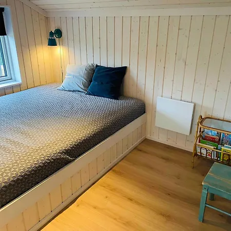 - Pilevej 8 * Grenaa
